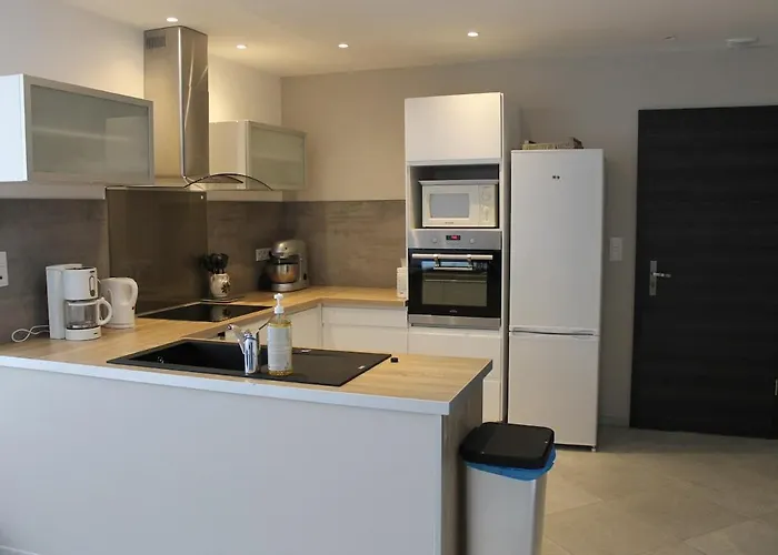 Saint Thibaut בית נופש *